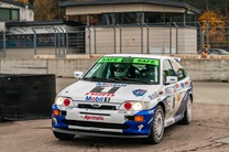 Brāļi Putniņi autorallijā "Latvija" debitē ar leģendāro A grupas "Ford Escort Cosworth"